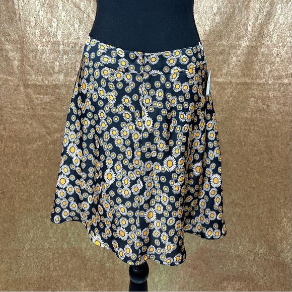 🌼🌻 Free People 🌻🌼 Phoebe Mini Floral Printed Skirt. Size 8. NWT - Picture 3 of 4